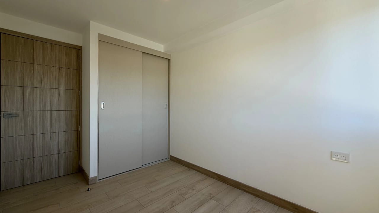Apartamento en Alquiler Edificio Armonía, zona 12 — Apartamento en Alquiler en Zona 12, Guatemala, Ciudad — foto 13 de 13