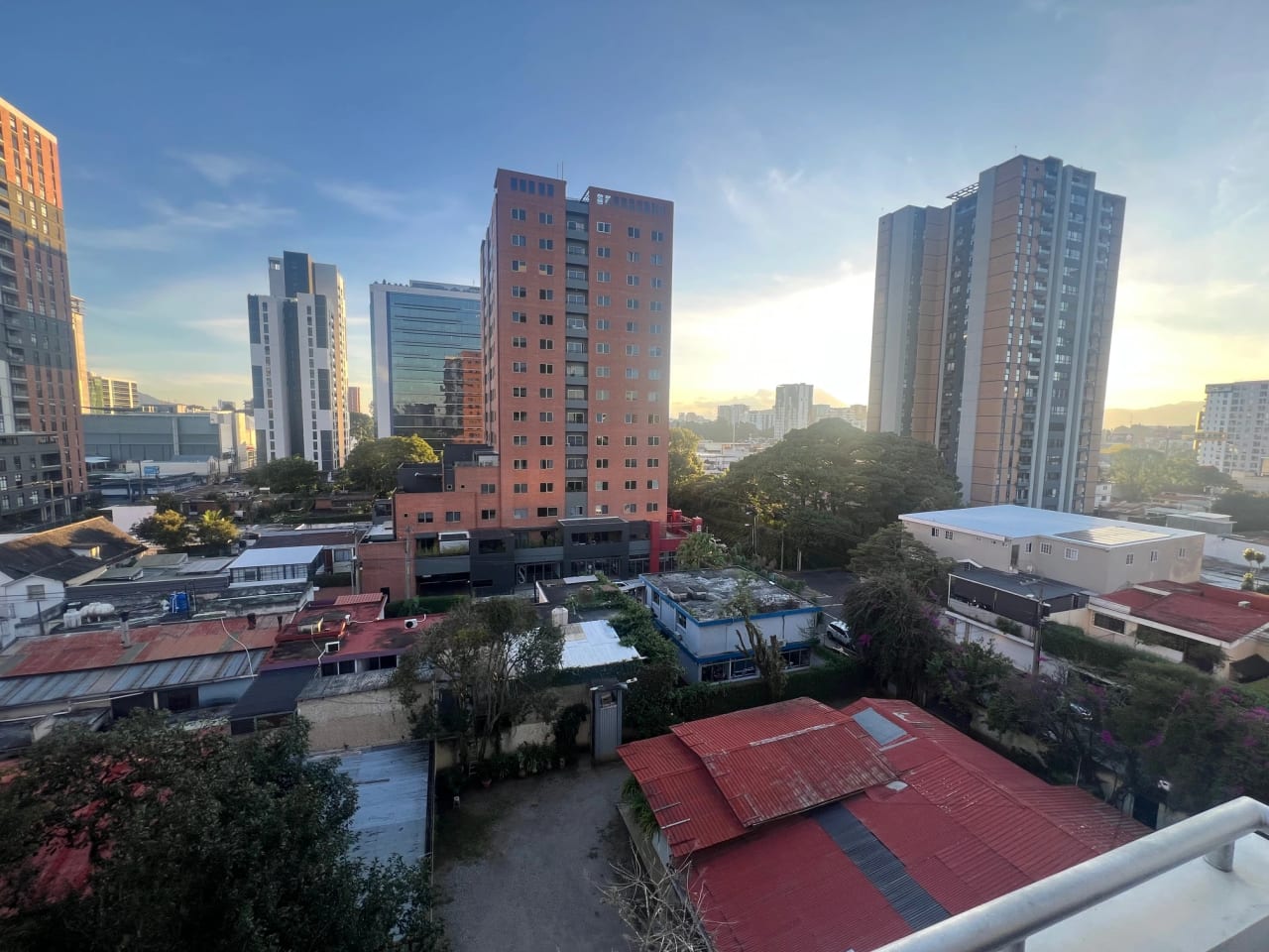Apartament en renta con o sin muebles - Zona 10 — Apartamento en Alquiler en Zona 10, Guatemala, Ciudad — foto 12 de 12