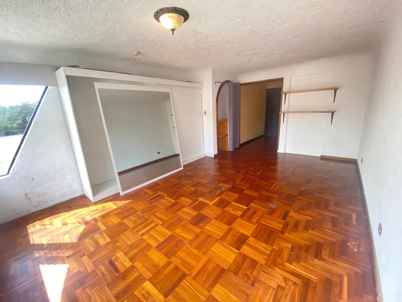 Habitación en Alquiler Zona 15, 20 m2, 2 Parqueos — Apartamento en Alquiler en Zona 15, Guatemala, Ciudad — foto 5 de 6