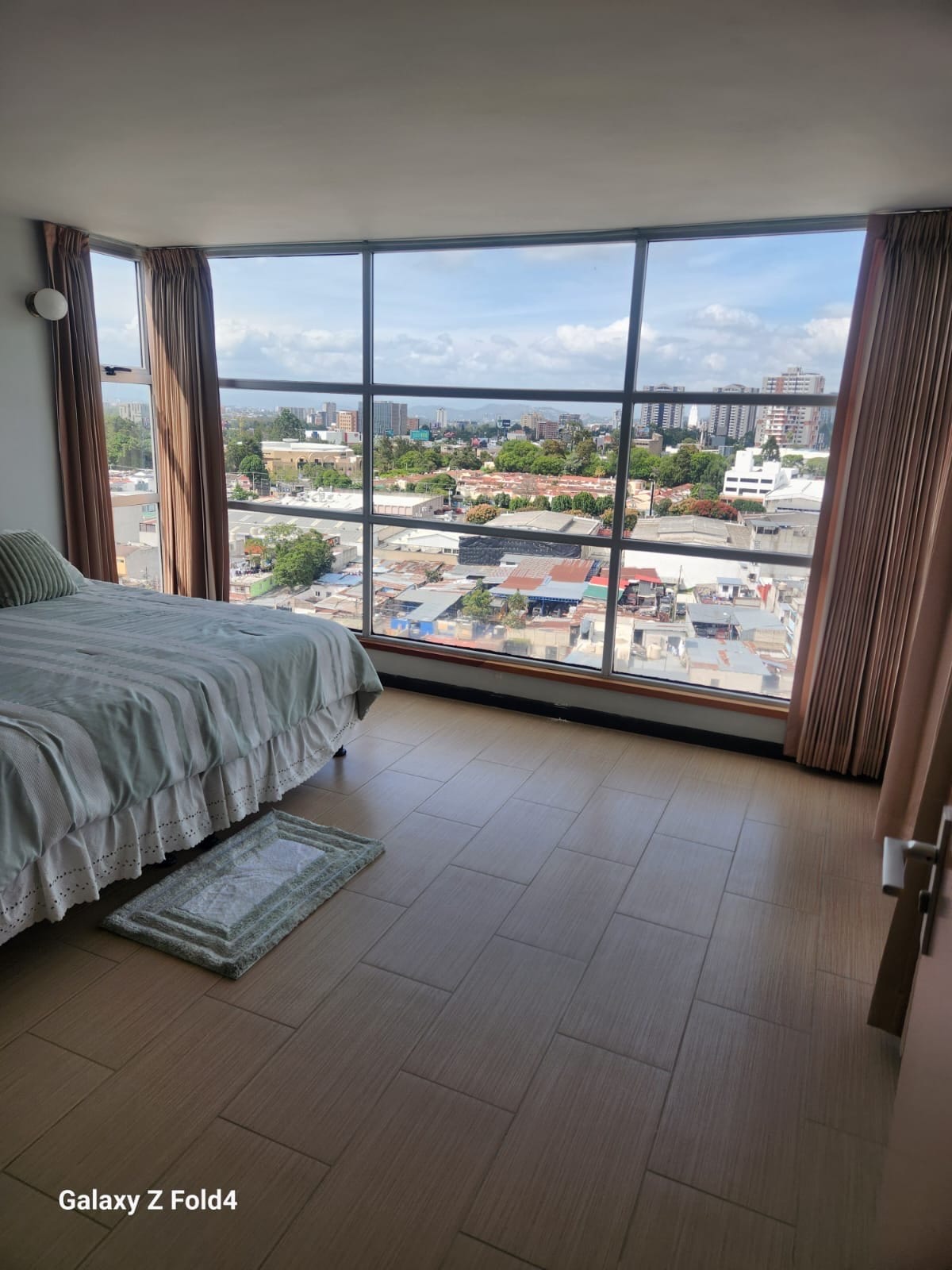 Apartamento Condado la Villa zona 14 — Apartamento en Venta en Condado La Villa, Zona 14, Guatemala, Ciudad — foto 1 de 17