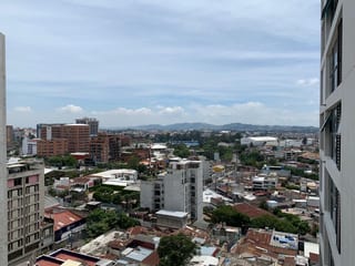 MODERNO APARTAMENTO CON BALCÓN EN VENTA, EDIFICIO QUO — Apartamento en Venta en Zona 4, Guatemala, Ciudad — miniatura 14 de 14