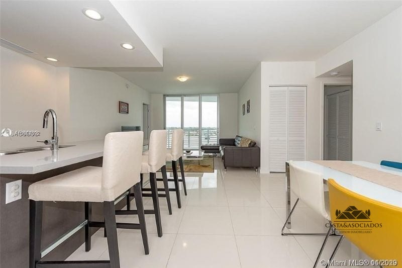 Apartamento en Venta en Miami Doral, Florida — Apartamento en Venta en *Otro / No especificar, Guatemala, Ciudad — foto 2 de 8