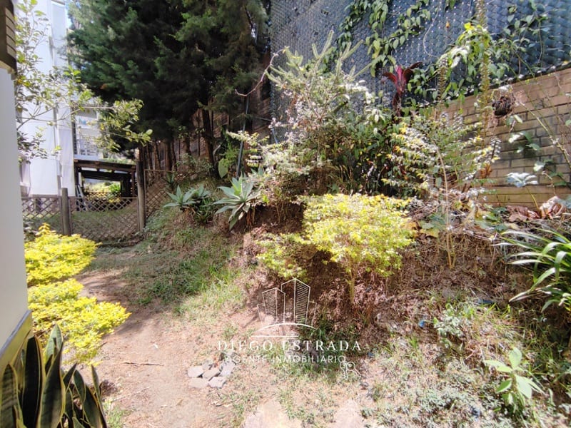 Apartamento en alquiler con jardín, k14.5 — Apartamento en Alquiler en Carretera a El Salvador, Guatemala, Ciudad — foto 4 de 9