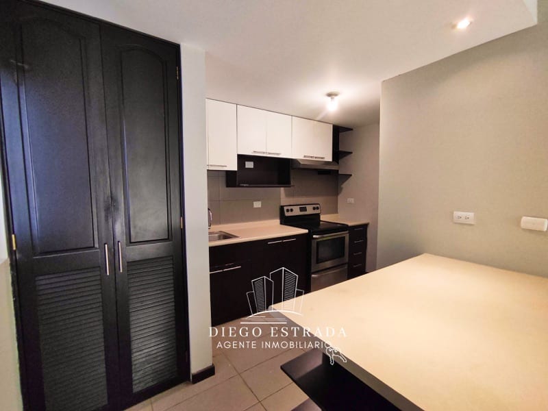 Apartamento en alquiler con jardín, k14.5 — Apartamento en Alquiler en Carretera a El Salvador, Guatemala, Ciudad — foto 3 de 9