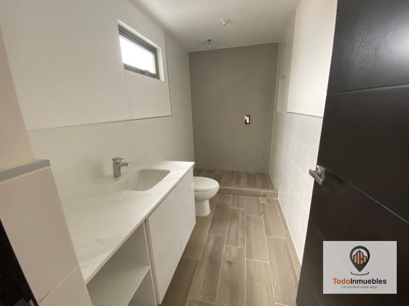 Renta de Apartamento con 3 Habitaciones en Seghería Zona 14 - 7