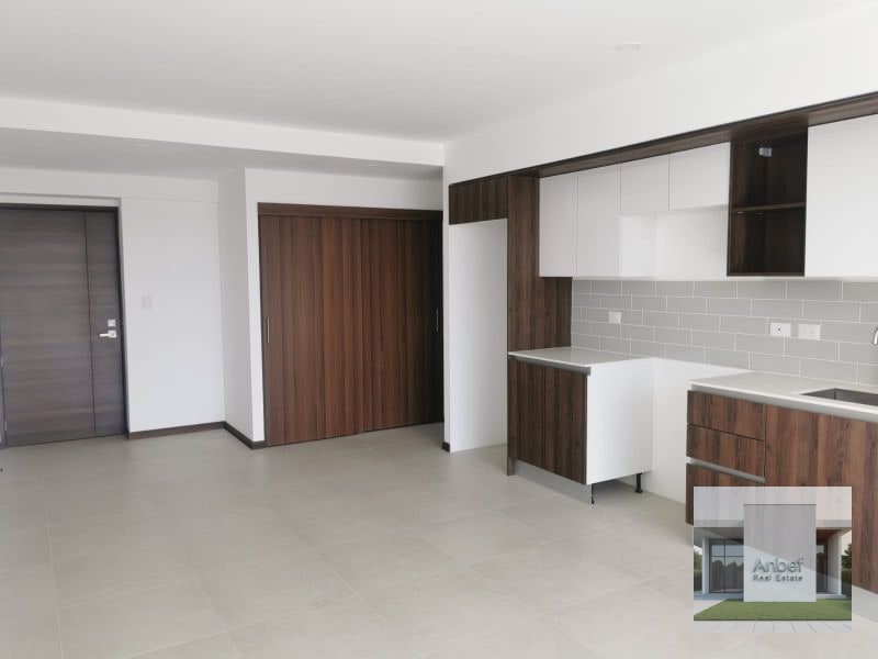 Bonito Apartamento en Edificio MIRA, de 2 Dormitorios en Zona 10 - 4