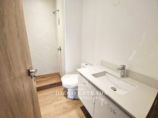 Apartamento con piscina en excelente ubicación — Apartamento en Alquiler en Zona 15, Guatemala, Ciudad — miniatura 6 de 16