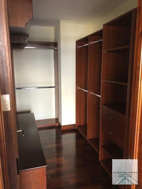 Venta apartamento 3 hab + servicio zona 14 - 8