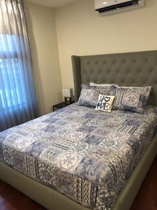 Apartamento amueblado en renta zona 14 — Apartamento en Alquiler en Zona 14, Guatemala, Ciudad — miniatura 8 de 11