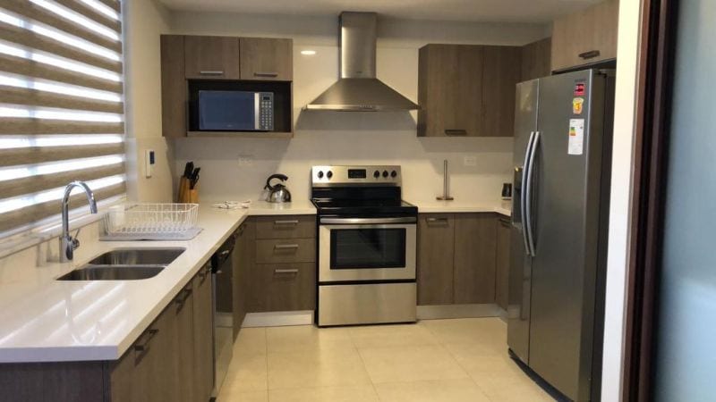 Apartamento amueblado en renta zona 14 — Apartamento en Alquiler en Zona 14, Guatemala, Ciudad — foto 9 de 11