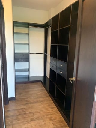 APARTAMENTO ZONA 15 VISTA HERMOSA I EN VENTA — Apartamento en Venta en Quinze, Zona 15, Guatemala, Ciudad — miniatura 4 de 10