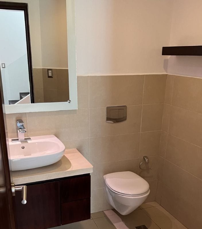 APARTAMENTO CON JARDIN DE DOS NIVELES EN ZONA 15 EN VENTA — Apartamento en Venta en Verdino, Zona 15, Guatemala, Ciudad — foto 6 de 14
