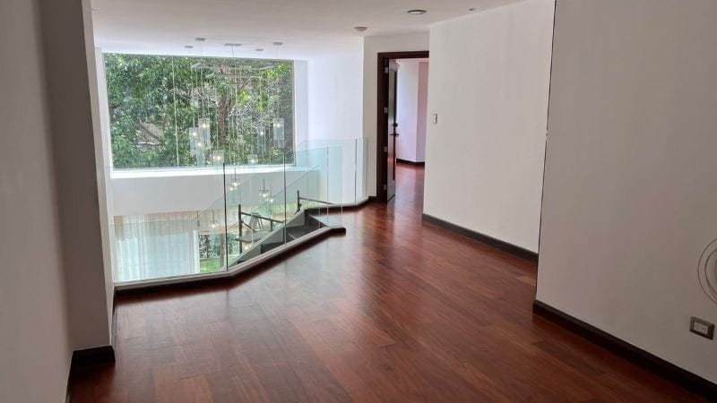 VERDINO APARTAMENTO DE 2 NIVELES EN VENTA ZONA 15 VISTA HERMOSA I  — Apartamento en Venta en Verdino, Zona 15, Guatemala, Ciudad — foto 9 de 11