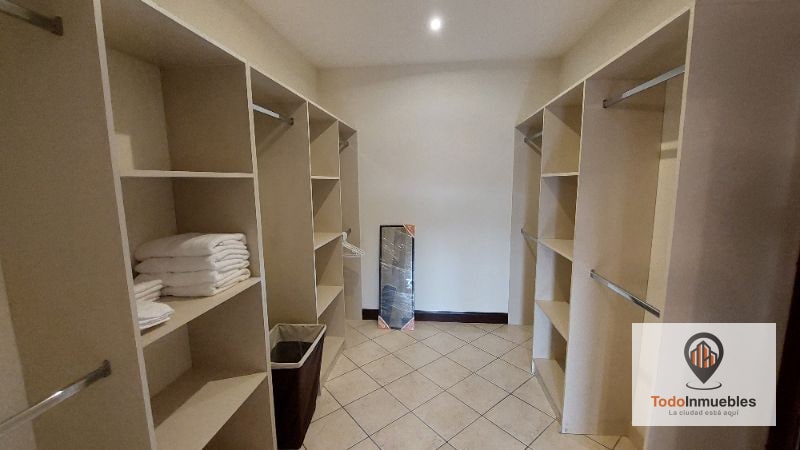 Apartamento de 198 m2 en venta en Milenia - 9