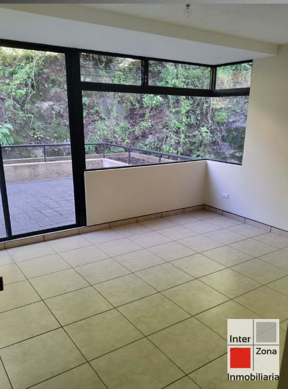 Venta de apartamento en San Lázaro,  Zona 15 - 4