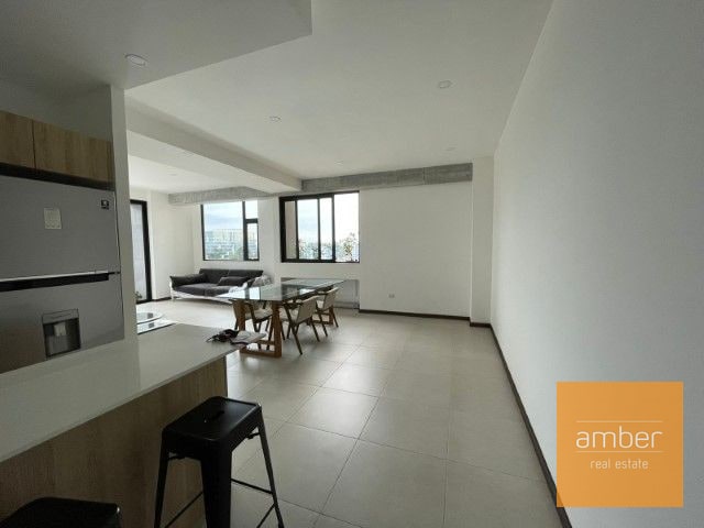 Apartamento en Mira, zona 10 - 13