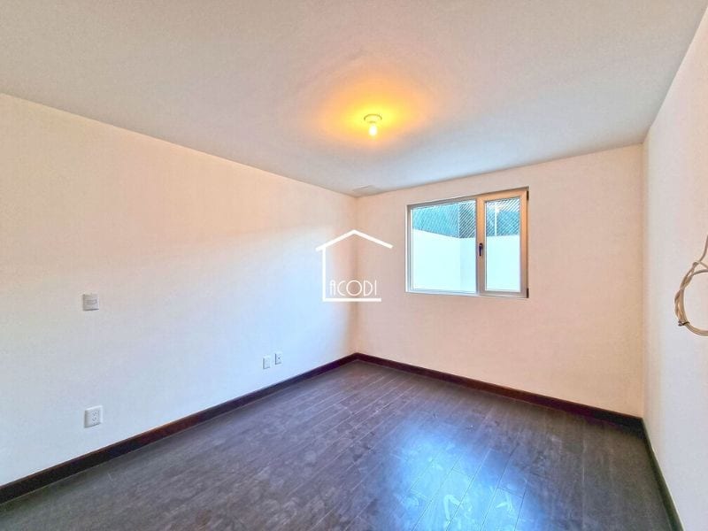APARTAMENTO EN ZONA 14 — Apartamento en Venta en Zona 14, Guatemala, Ciudad — foto 4 de 7