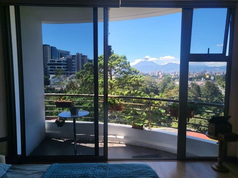 APARTAMENTO ZONA 15 VISTA HERMOSA EN VENTA — Apartamento en Venta en Zona 15, Guatemala, Ciudad — foto 2 de 7