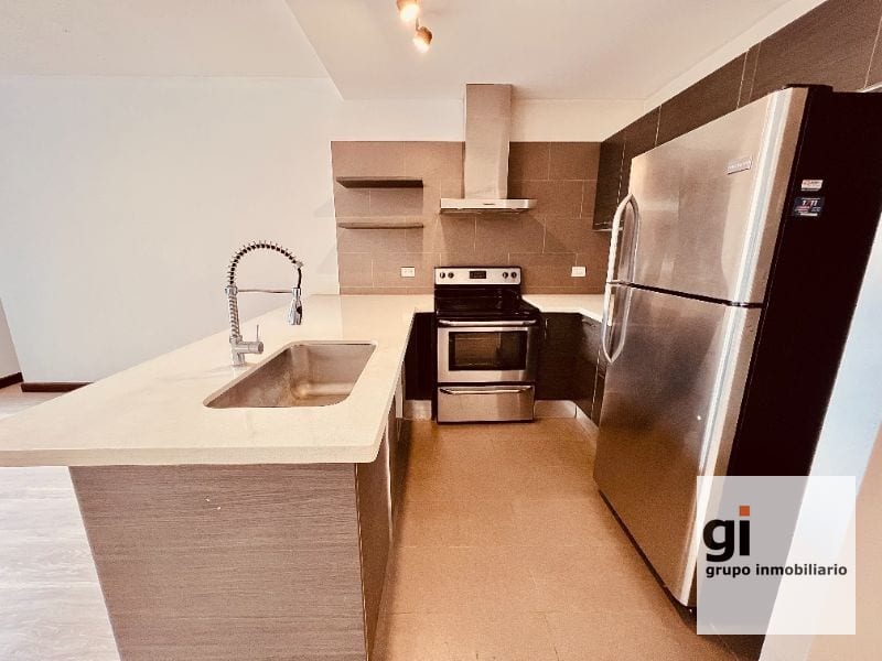 Apartamento en alquiler cerca de Zona Pradera — Apartamento en Alquiler en Zona 10, Guatemala, Ciudad — foto 10 de 13