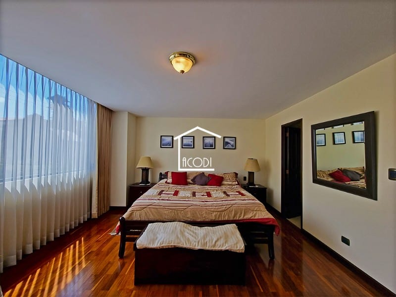 APARTAMENTO EN ZONA 14 — Apartamento en Venta en Zona 14, Guatemala, Ciudad — foto 7 de 9