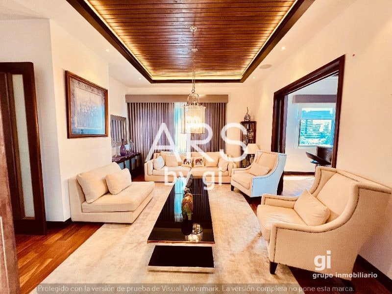 Lujoso Penthouse en zona 15 - 15