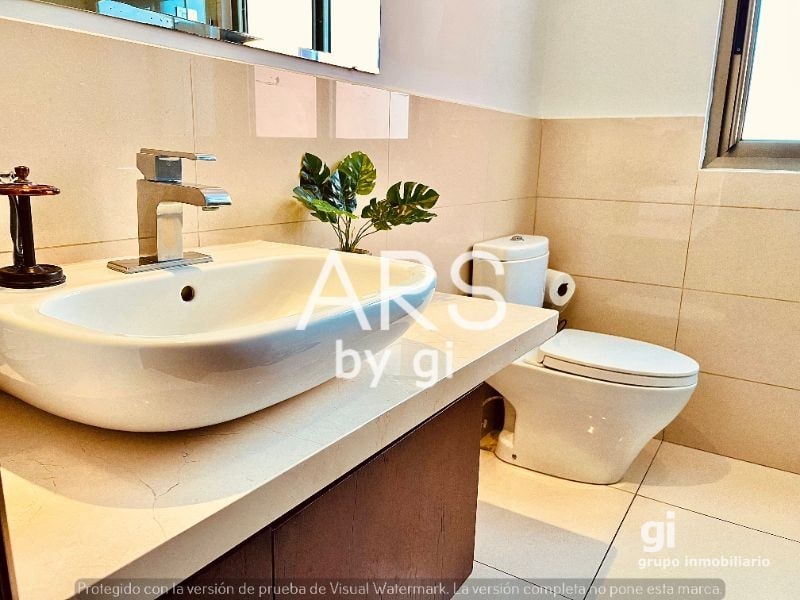 Lujoso Penthouse en zona 15 - 1