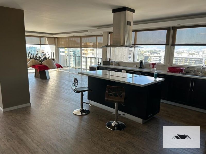 EN VENTA APARTAMENTO REMODELADO ZONA 10 CIUDAD VIEJA — Apartamento en Venta en Ciudad Vieja, Zona 10, Guatemala, Ciudad — foto 3 de 12
