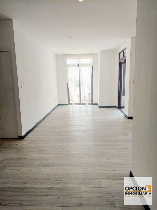 RENTO APARTAMENTO LIRIOS II CAYALÁ Z.16 — Apartamento en Alquiler en Ciudad Cayalá, Zona 16, Guatemala, Ciudad — foto 15 de 16