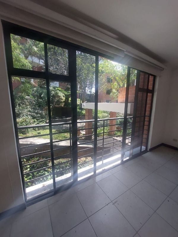 Apartamento en venta Villa Cafetto km 18.5 CES — Apartamento en Venta en Carretera a El Salvador, Guatemala, Ciudad — foto 4 de 6