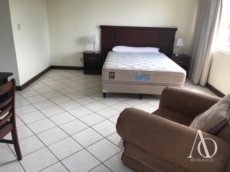 Apartamento en Alquiler Edificio Pacifica Plaza, zona 14 N6 / EN DIRECTO N04 - 5