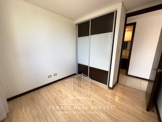 Apartamento de 2 dormitorios — Apartamento en Alquiler en Zona 14, Guatemala, Ciudad — miniatura 7 de 15