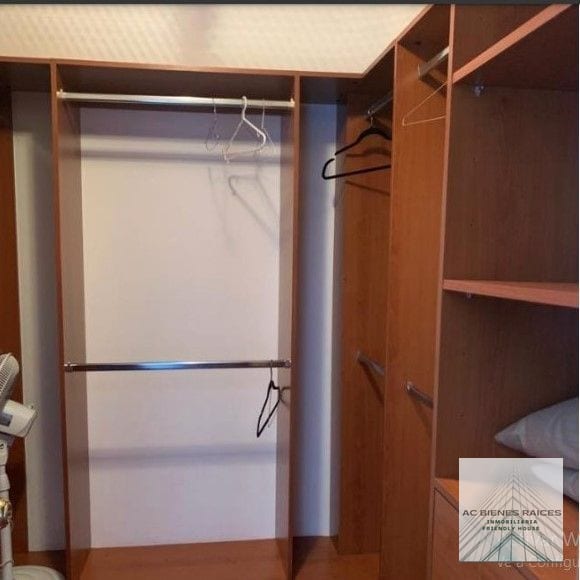 amueblado zona 10 2 habitaciones — Apartamento en Alquiler en Altos de Santa Clara, Zona 10, Guatemala, Ciudad — foto 9 de 11