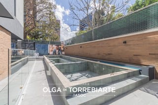 Apartamento amueblado y equipado en Parque 10 — Apartamento en Alquiler en Parque 10, Zona 10, Guatemala, Ciudad — miniatura 4 de 17