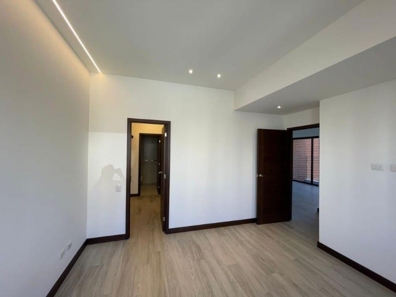 Venta de apartamento en Edificio Nuevo  zona 14 — Apartamento en Venta en Zona 14, Guatemala, Ciudad — foto 2 de 6