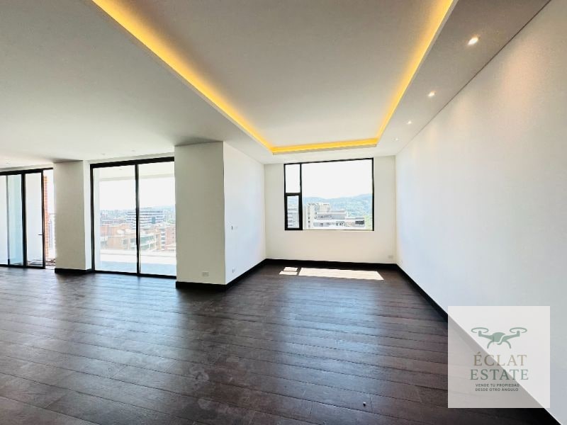 Apartamento Amueblado en ECHO Zona 14 | 3 Habitaciones + 3 Parqueos - 5