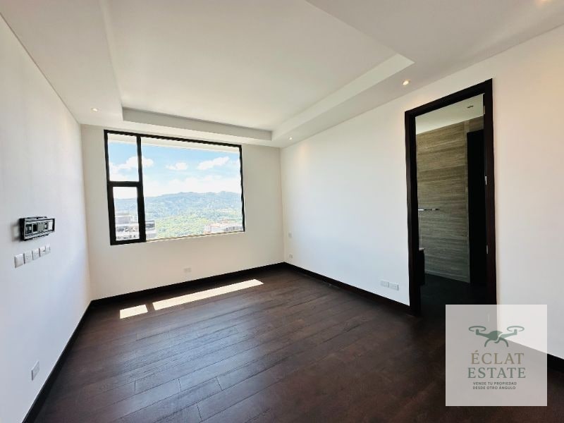 Apartamento Amueblado en ECHO Zona 14 | 3 Habitaciones + 3 Parqueos - 8