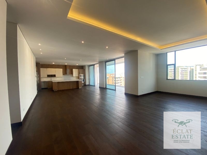 Apartamento Amueblado en ECHO Zona 14 | 3 Habitaciones + 3 Parqueos - 11
