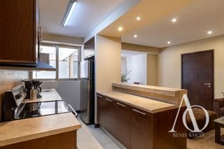Apartamento en Alquiler Edificio Cobella, zona 14 N4 / EN DIRECTO 02 — Apartamento en Alquiler en Cobella, Zona 14, Guatemala, Ciudad — miniatura 1 de 8