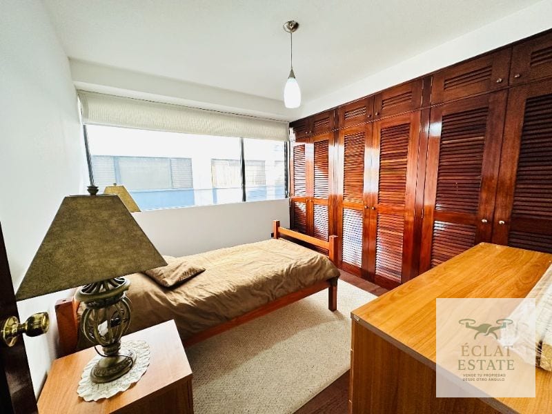 Apartamento Remodelado de 3 Habitaciones en Venta en Moradas del Acueducto, Zona 10, a un Precio Increíble. ¡No te lo Pierdas! — Apartamento en Venta en Moradas del Acueducto, Zona 10, Guatemala, Ciudad — foto 3 de 8