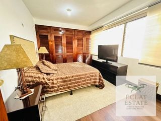 Apartamento Remodelado de 3 Habitaciones en Venta en Moradas del Acueducto, Zona 10, a un Precio Increíble. ¡No te lo Pierdas! — Apartamento en Venta en Moradas del Acueducto, Zona 10, Guatemala, Ciudad — miniatura 2 de 8