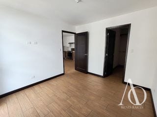 Apartamento en Alquiler Edificio Torre Praga, zona 15 VHI N6 — Apartamento en Alquiler en Zona 15, Guatemala, Ciudad — miniatura 6 de 11
