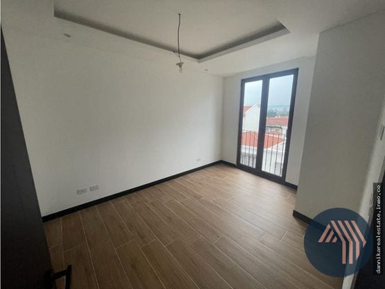 ALQUILER DE HERMOSO APARTAMENTO - LIRIOS DE CAYALÁ, ZONA 16 — Apartamento en Alquiler en Zona 16, Guatemala, Ciudad — foto 4 de 17