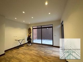 Salvatore en venta primer nivel — Apartamento en Venta en Salvattore, Zona 10, Guatemala, Ciudad — miniatura 1 de 7