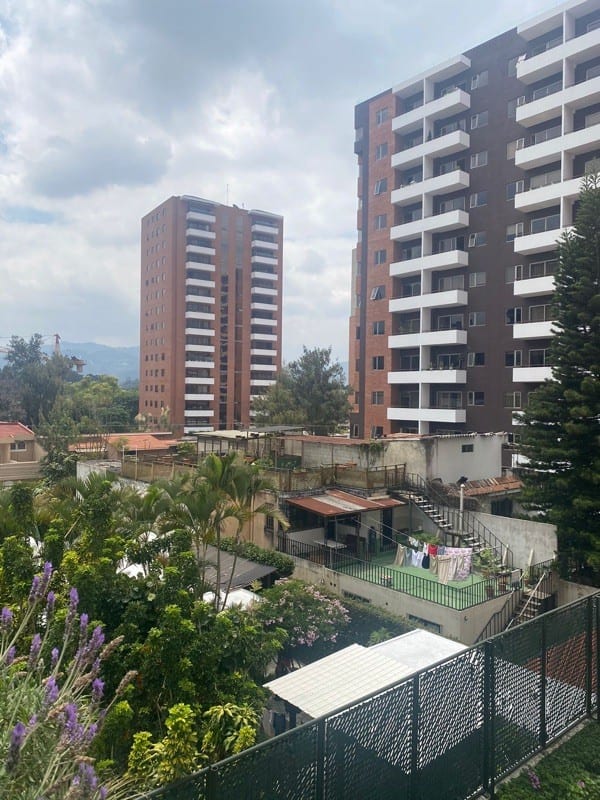 APARTAMENTO EN VENTA EN ZONA 14 — Apartamento en Venta en Casa Alta, Zona 14, Guatemala, Ciudad — foto 2 de 4