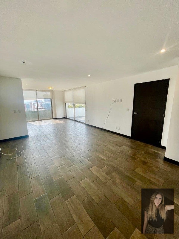 Apartamento en renta Edificio Verona zona 10 - 1