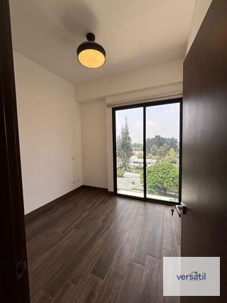 Bello apartamento con cuarto de servicio — Apartamento en Venta en Casa Cañada, Zona 14, Guatemala, Ciudad — miniatura 7 de 17