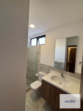 Bello apartamento con cuarto de servicio — Apartamento en Venta en Casa Cañada, Zona 14, Guatemala, Ciudad — miniatura 6 de 17