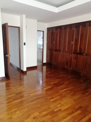 APARTAMENTO 2 DORMITORIOS, ZONA 10 — Apartamento en Alquiler en Zona 10, Guatemala, Ciudad — miniatura 2 de 10