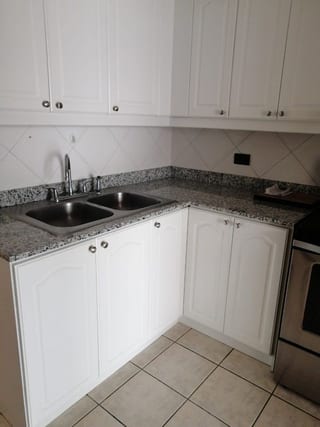 APARTAMENTO 2 DORMITORIOS, ZONA 10 — Apartamento en Alquiler en Zona 10, Guatemala, Ciudad — miniatura 3 de 10