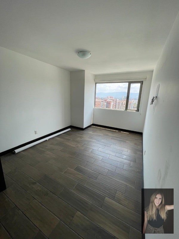 Apartamento en renta Edificio Verona zona 10 - 4